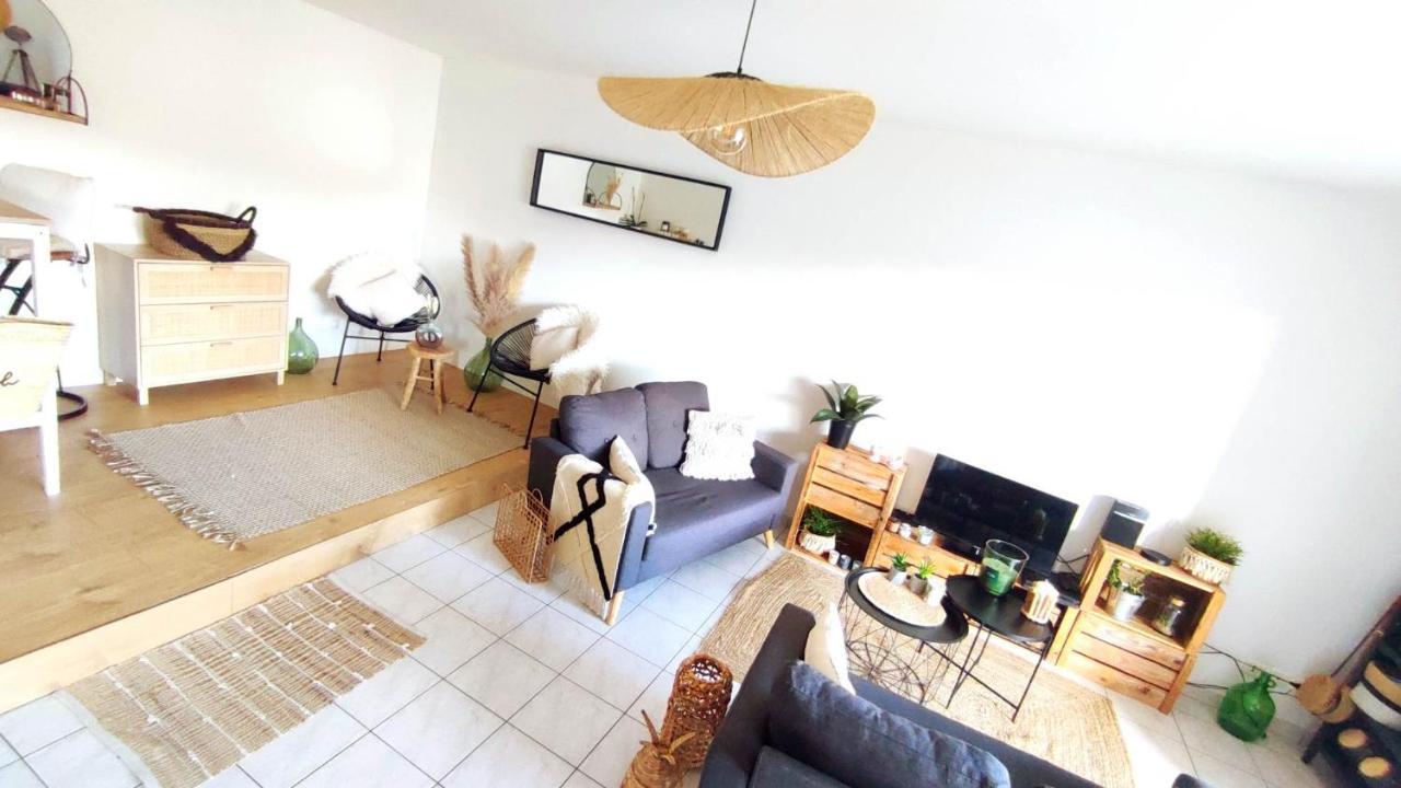 Un Nid D'Amour Apartment Ruoms Exterior photo
