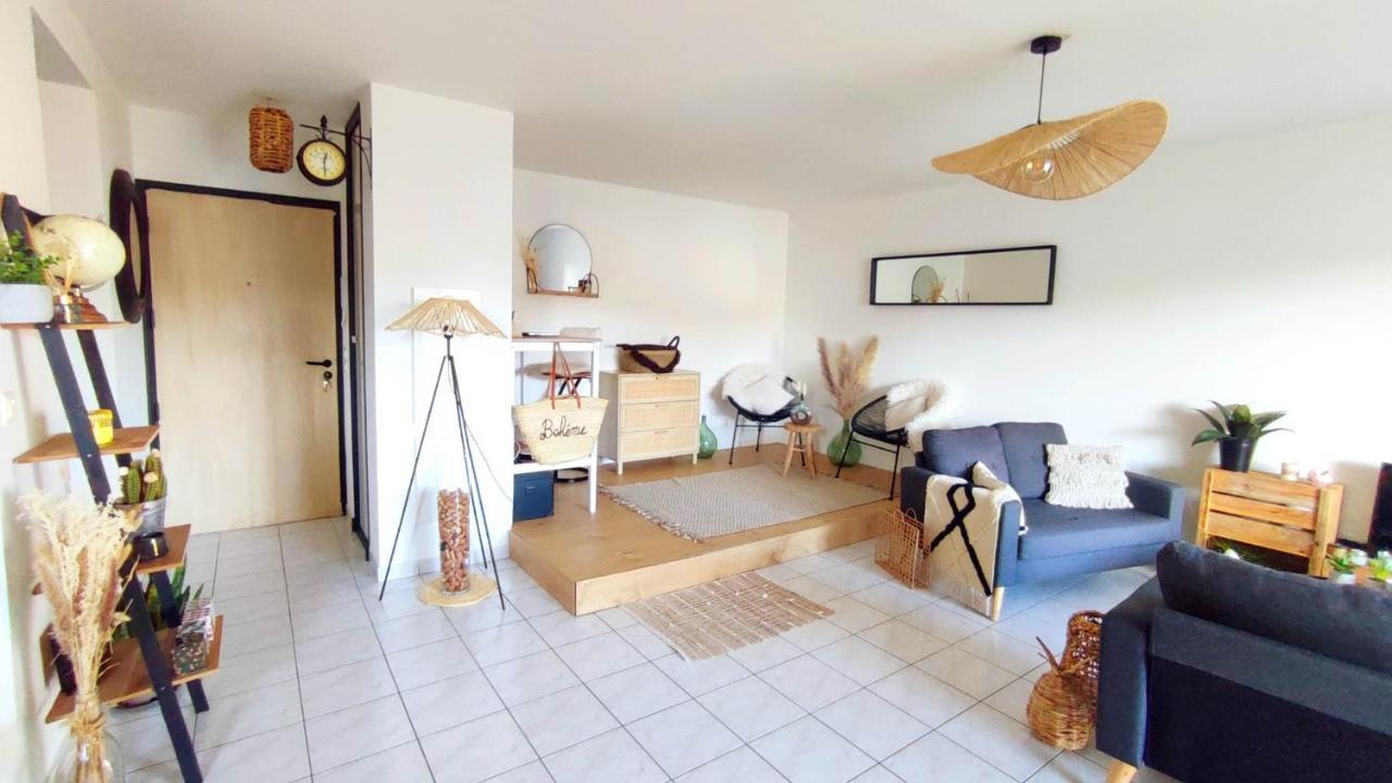 Un Nid D'Amour Apartment Ruoms Exterior photo